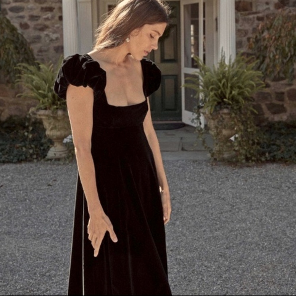 Doen⚡️Celestine Velvet Black Dress NWT Sold out everywhere!
